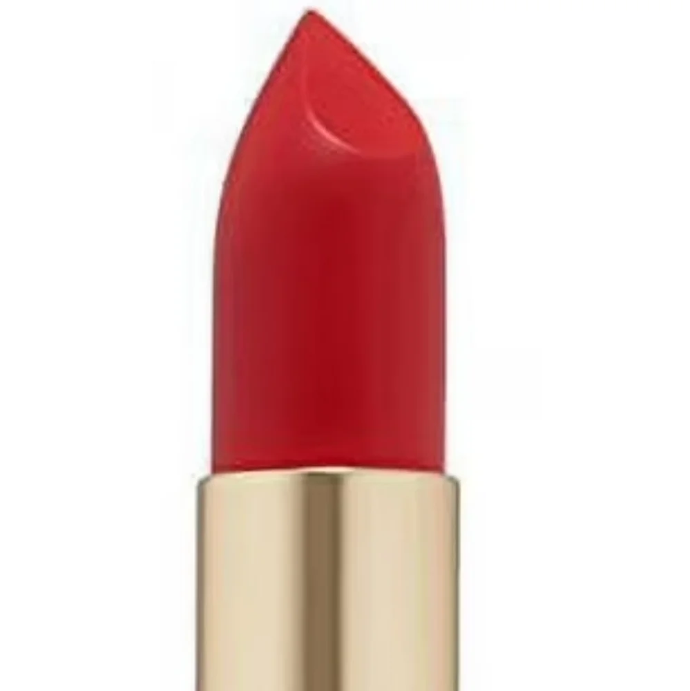 4/25 bundle item. L’Oréal ColourRiche Lippie in Liya's Red